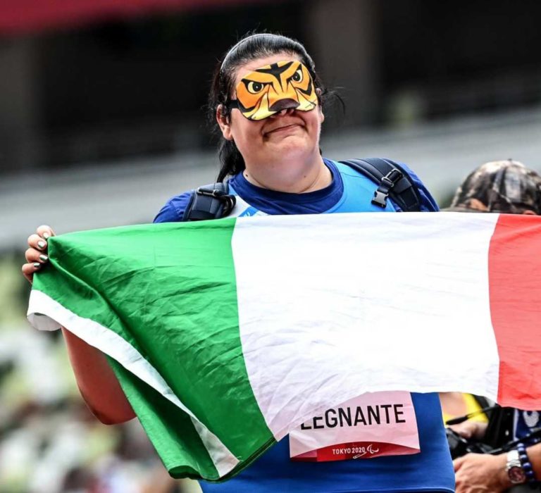 Assunta-Legnante-Argento-nel-disco