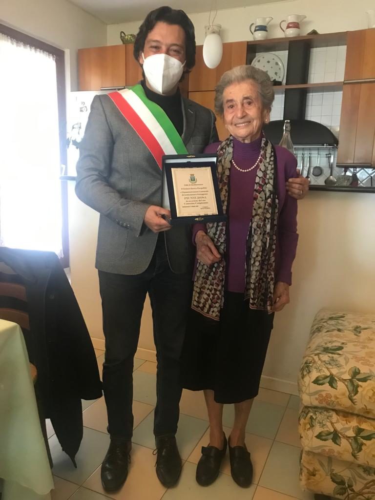 Rosa-Piunti-100