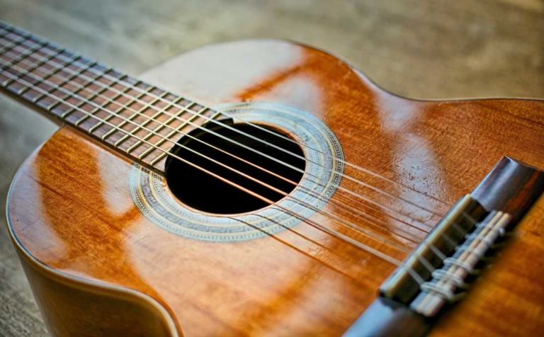 guitar-g14227a1fd_1920