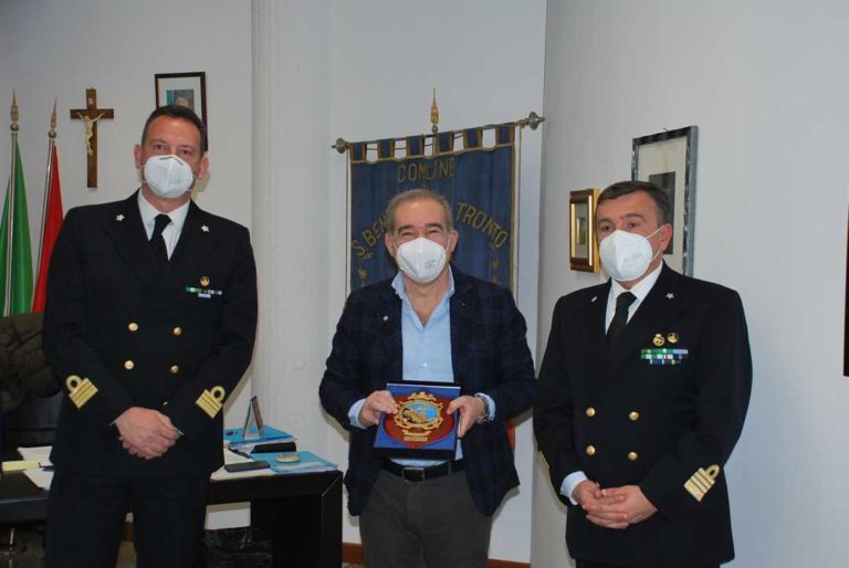 Incontro-De-Carolis-2
