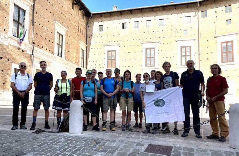 001partenzaUrbino