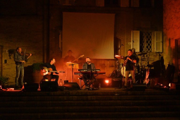 Musica-in-piazza-Repubblica