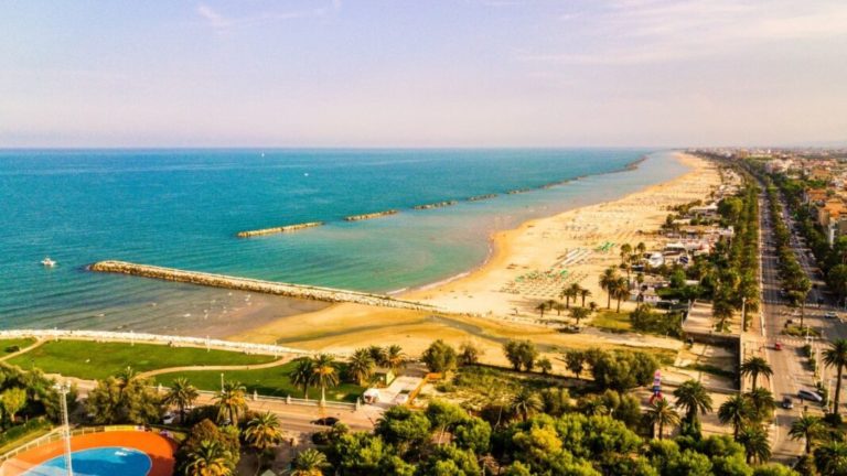 spiaggio-lungomare-1068x601