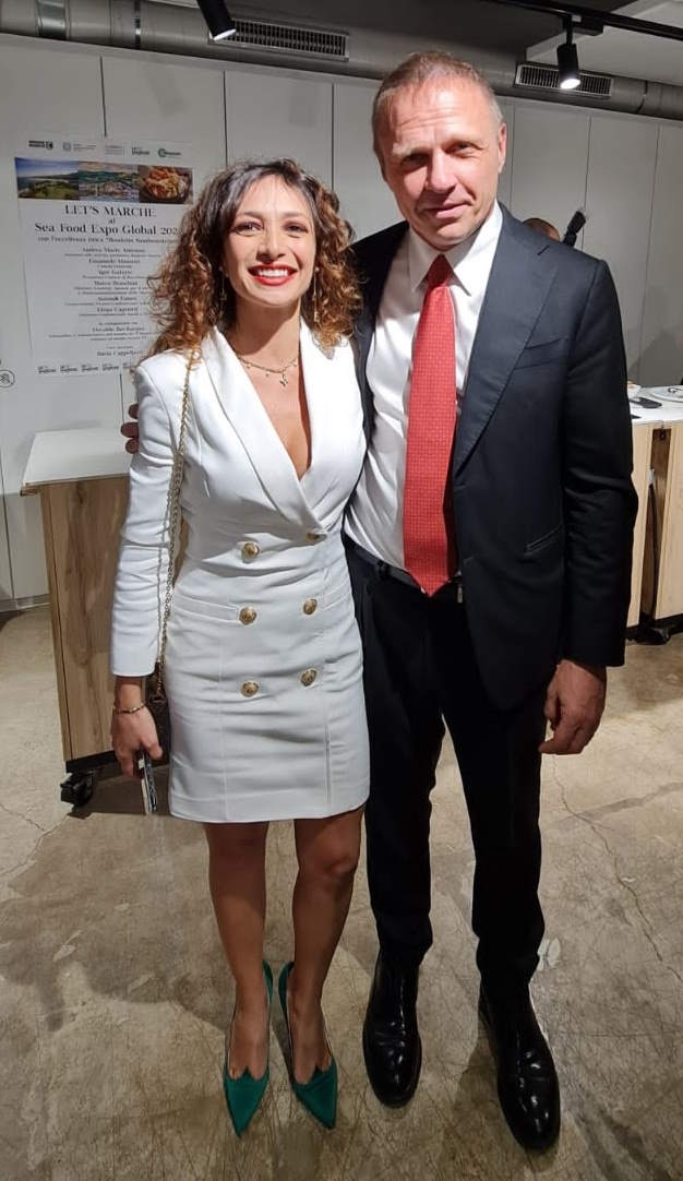Francesca-Perotti-e-il-Ministro-Lollobrigida