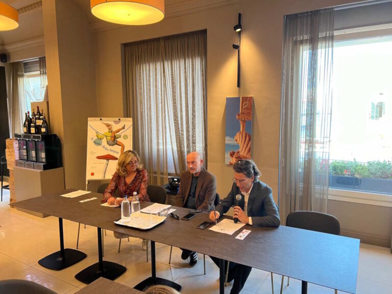 Da-sx_Assessore_di_Ancona_Anna_Maria_Bertini_Luigi_Socci_Valerio_Cuccaroni