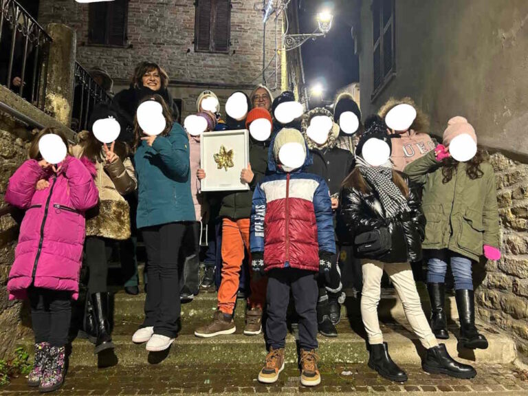 Foto-1-Concorso-di-Poesia-La-Foglia-DOro