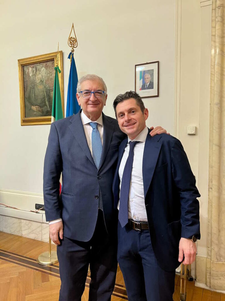 Ministro-Foti-e-Sindaco-Fioravanti