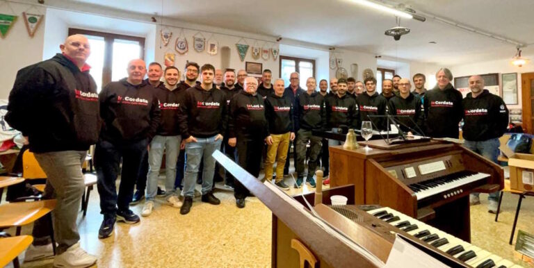 Foto-di-fine-corso-con-il-docente