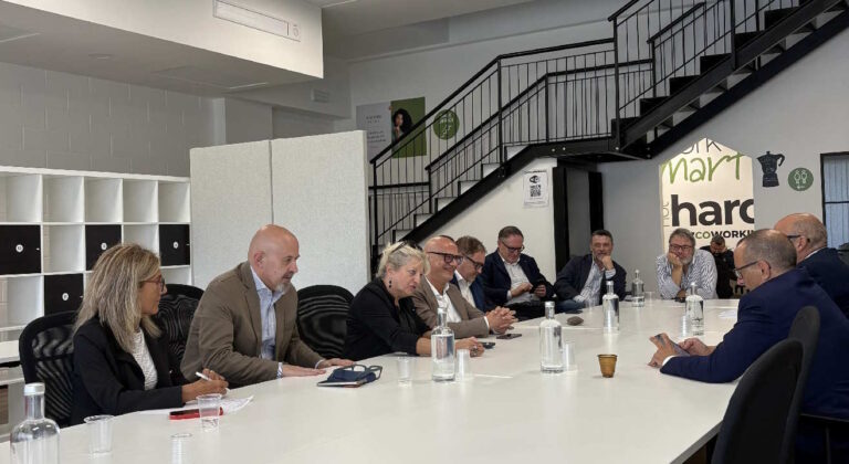 5fdbe9d9-7b19-47d7-857e-00895bf2746a