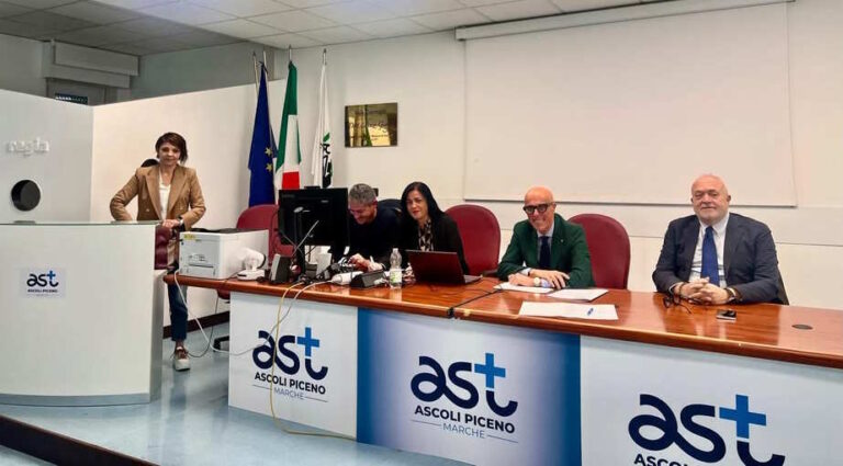 Lincontro-di-oggi-nella-sala-convegni-dellospedale-di-San-Benedetto