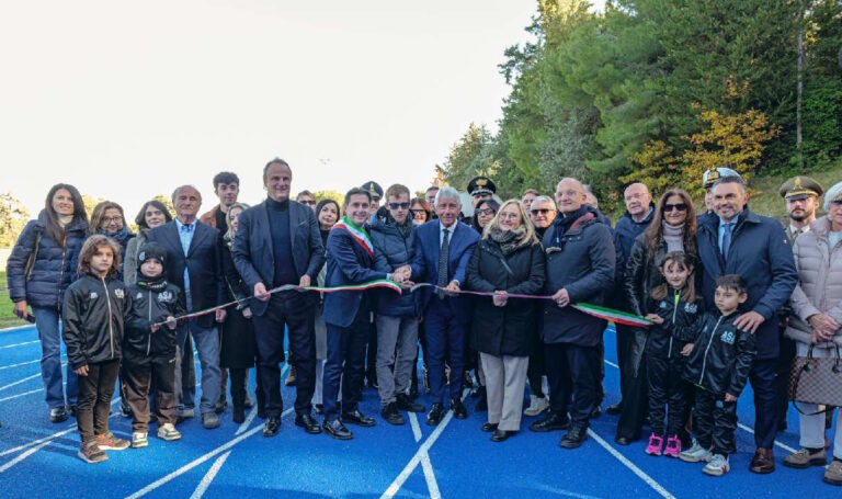 Inaugurazione-pista-atletica-Ministro-Abodi-4