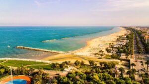 spiaggia-costa-mare-lungomare-1024x576-1