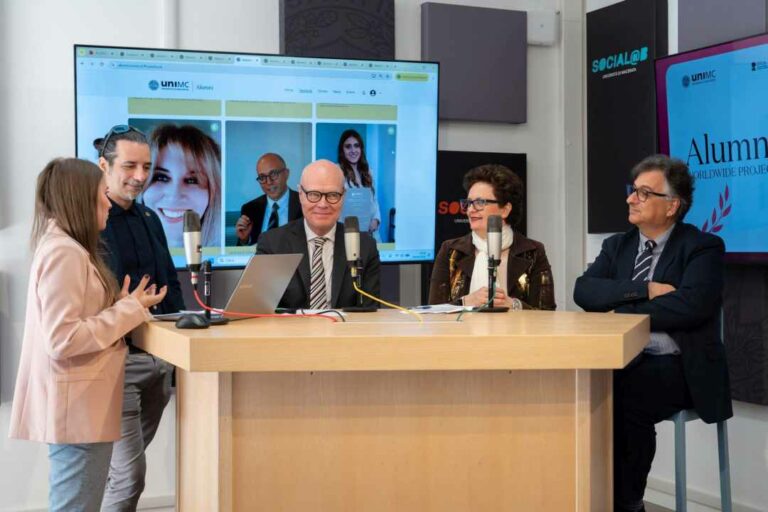 un-momento-della-presentazione-del-progetto