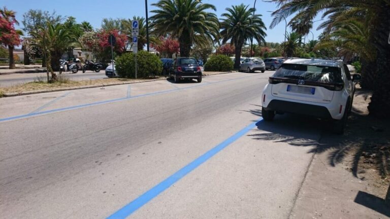 lungomare-parcheggi-strisce-blu-1024x576-1