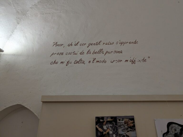 Installazione-Paolo-e-Francesca-castello-di-Gradara